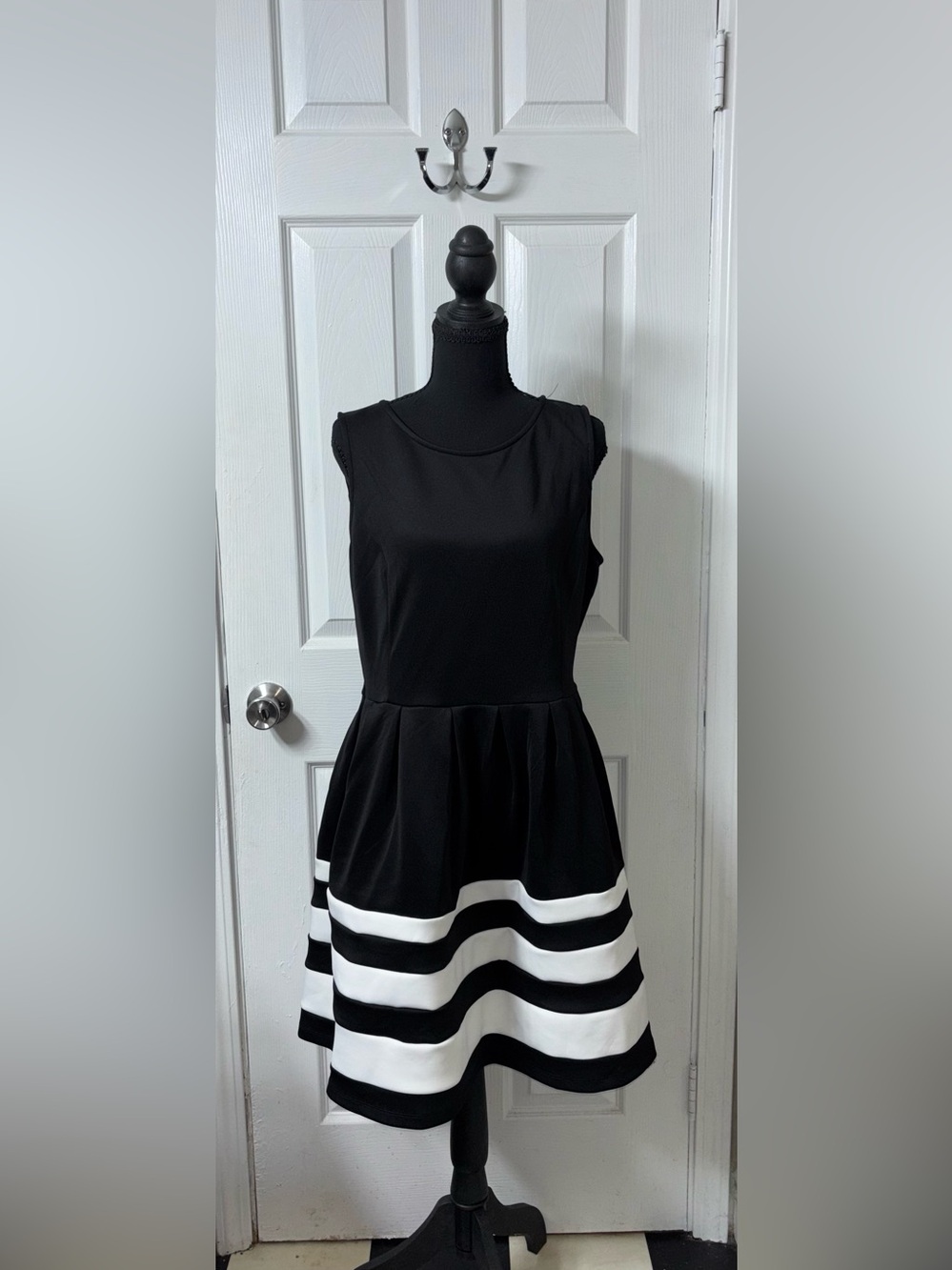 Apt. 9 Black Sleeveless Fit-and-Flare Dress with White Stripes #0014
